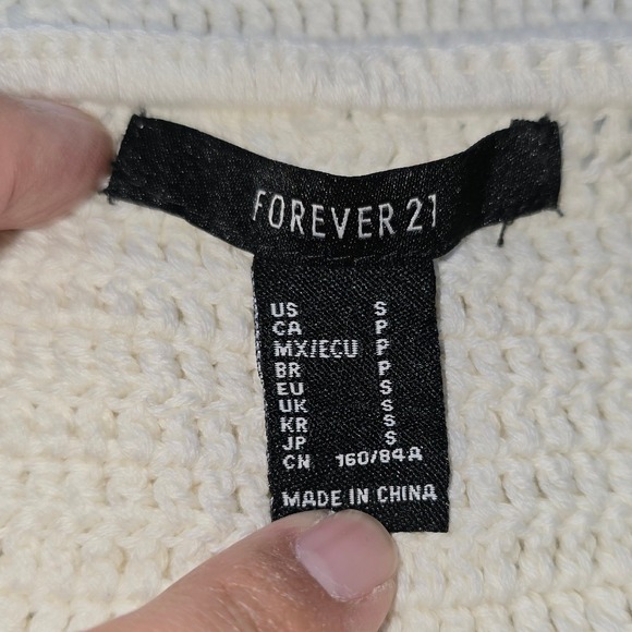 Women's Crochet Halter Bralette Top Size S Ivory Floral Embroidered Boho - Picture 4 of 7